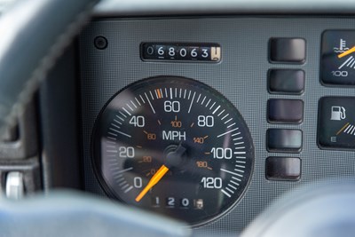 Lot 9 - 1988 Pontiac Fiero GT