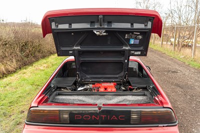 Lot 9 - 1988 Pontiac Fiero GT
