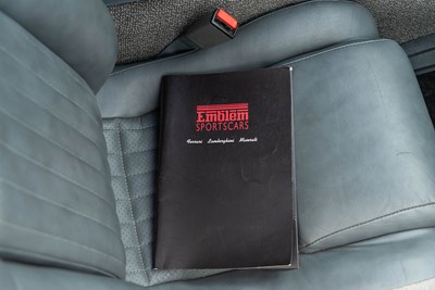 Lot 9 - 1988 Pontiac Fiero GT