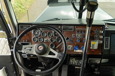 Lot 77 - 1996 Peterbilt 379 Tractor Unit