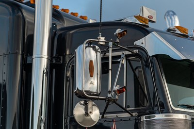 Lot 77 - 1996 Peterbilt 379 Tractor Unit