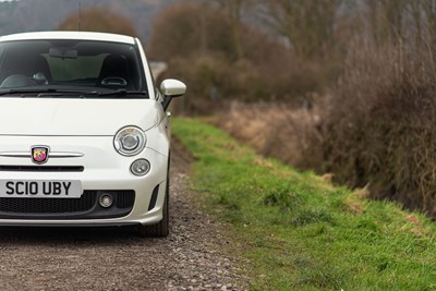 Lot 27 - 2010 Fiat Abarth 500