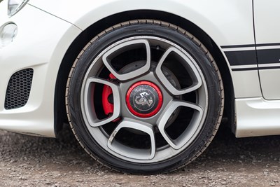 Lot 27 - 2010 Fiat Abarth 500