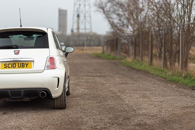 Lot 27 - 2010 Fiat Abarth 500