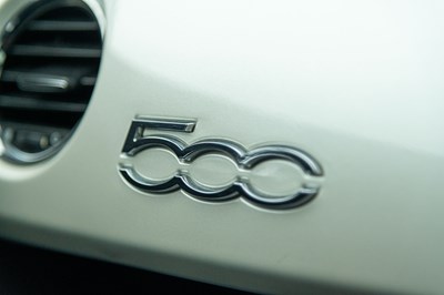 Lot 27 - 2010 Fiat Abarth 500