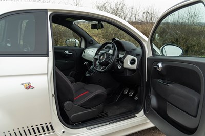 Lot 27 - 2010 Fiat Abarth 500