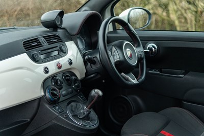 Lot 27 - 2010 Fiat Abarth 500