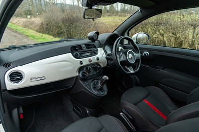 Lot 27 - 2010 Fiat Abarth 500
