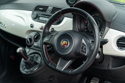 Lot 27 - 2010 Fiat Abarth 500