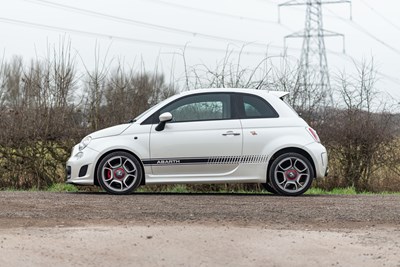 Lot 27 - 2010 Fiat Abarth 500