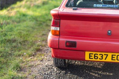Lot 6 - 1987 Quantum Saloon