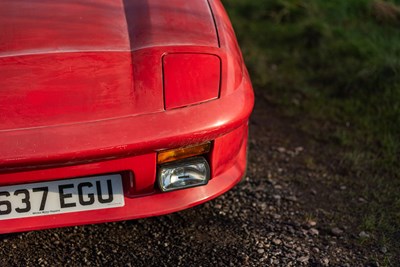 Lot 6 - 1987 Quantum Saloon