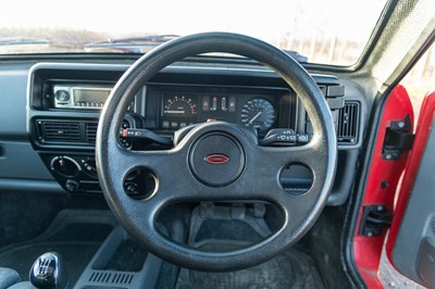 Lot 6 - 1987 Quantum Saloon
