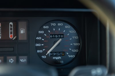 Lot 6 - 1987 Quantum Saloon