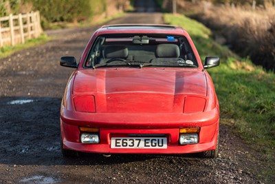 Lot 6 - 1987 Quantum Saloon