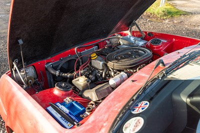 Lot 6 - 1987 Quantum Saloon
