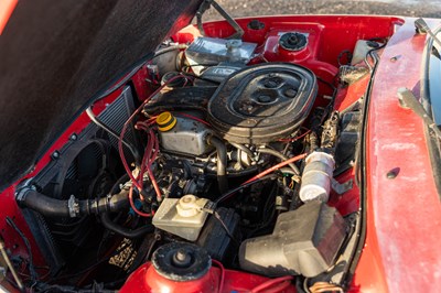 Lot 6 - 1987 Quantum Saloon