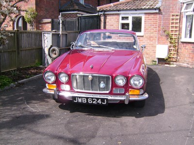 Lot 42 - 1971 Jaguar XJ6 Series 1