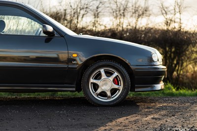Lot 40 - 1999 Toyota Corolla G6R
