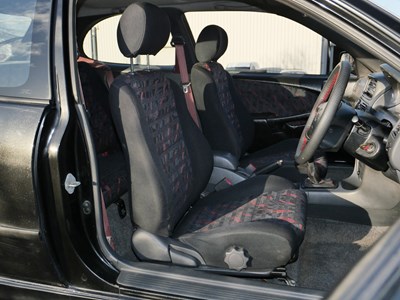 Lot 40 - 1999 Toyota Corolla G6R
