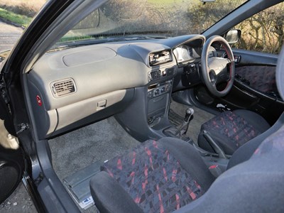 Lot 40 - 1999 Toyota Corolla G6R