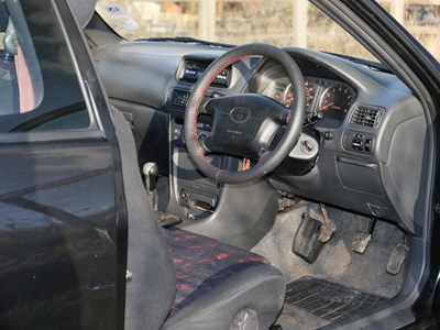 Lot 40 - 1999 Toyota Corolla G6R