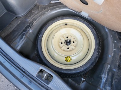 Lot 40 - 1999 Toyota Corolla G6R
