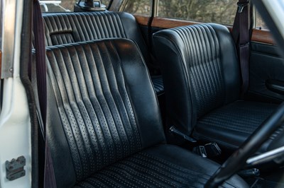 Lot 90 - 1972 Triumph 2500 MK2