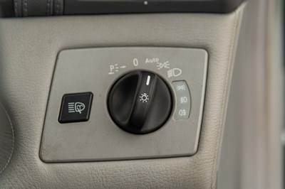 Lot 41 - 2000 Mercedes CL500
