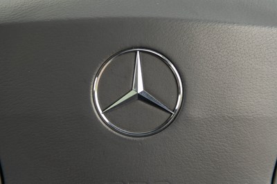 Lot 41 - 2000 Mercedes CL500