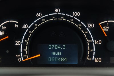 Lot 41 - 2000 Mercedes CL500
