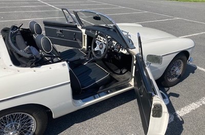 Lot 50 - 1972 MGB Roadster