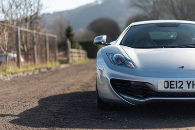Lot 1 - 2012 McLaren MP4 12C