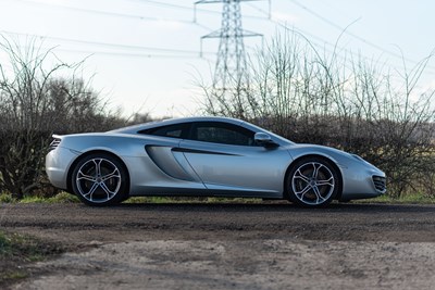 Lot 1 - 2012 McLaren MP4 12C