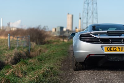 Lot 1 - 2012 McLaren MP4 12C