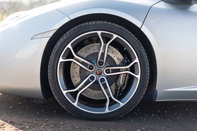 Lot 1 - 2012 McLaren MP4 12C
