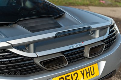 Lot 1 - 2012 McLaren MP4 12C