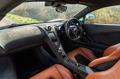 Lot 1 - 2012 McLaren MP4 12C