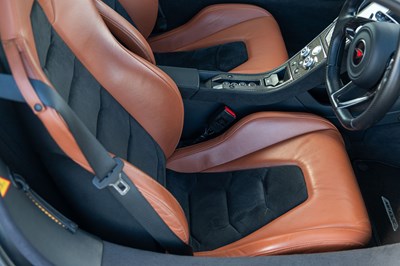 Lot 1 - 2012 McLaren MP4 12C