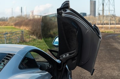 Lot 1 - 2012 McLaren MP4 12C