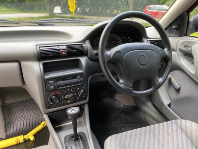 Lot 52 - 1996 Vauxhall Astra Merit 1.4 Auto