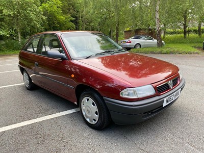 Lot 52 - 1996 Vauxhall Astra Merit 1.4 Auto