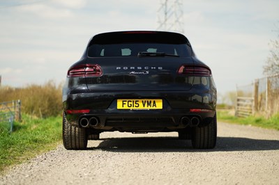 Lot 29 - 2015 Porsche Macan S S-A