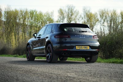Lot 29 - 2015 Porsche Macan S S-A