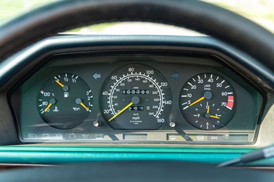 Lot 39 - 1993 Mercedes Benz 320 CE Cabriolet