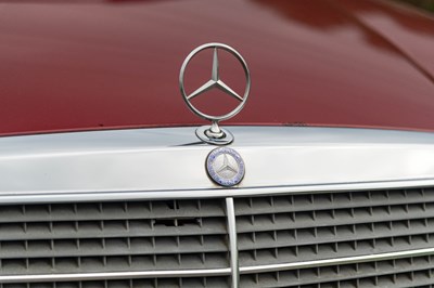 Lot 40 - 1993 Mercedes 190E Sportline