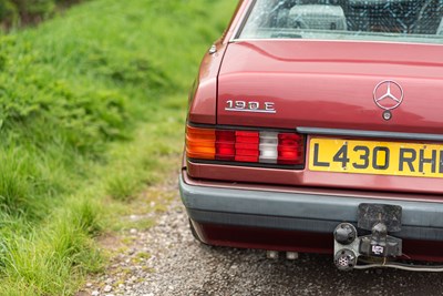 Lot 40 - 1993 Mercedes 190E Sportline