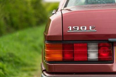 Lot 40 - 1993 Mercedes 190E Sportline