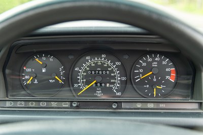 Lot 40 - 1993 Mercedes 190E Sportline