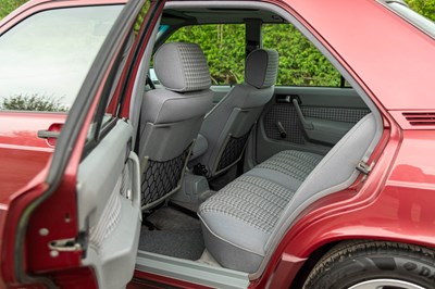 Lot 40 - 1993 Mercedes 190E Sportline